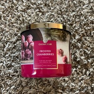 New! Frosted Cranberries soy candle. Great for Winter!